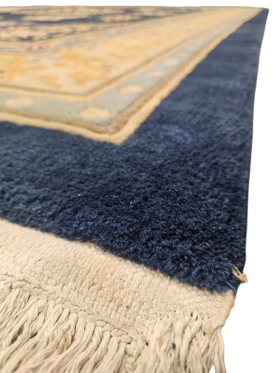 Image 1 of Handgeknüpfter orientalischer Aubusson-Teppich aus Wolle mit blauem Blumenmuster, 307 x 430 cm