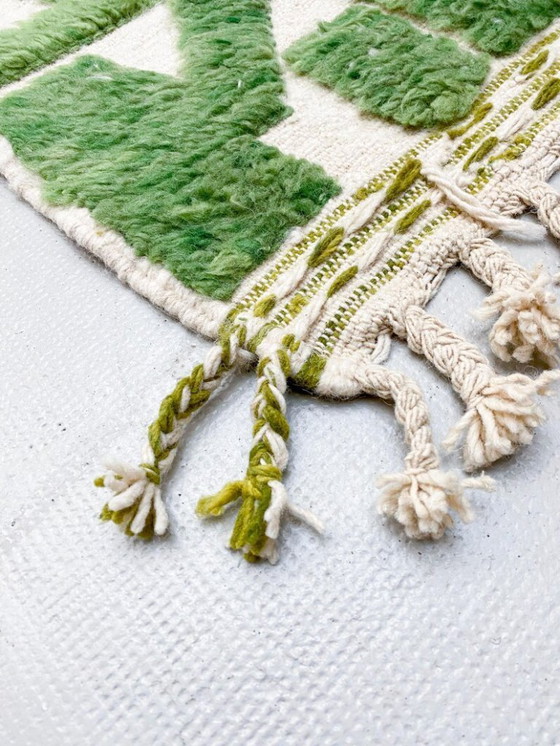 Image 1 of Traditional handmade Berber carpet 250cmx150cm