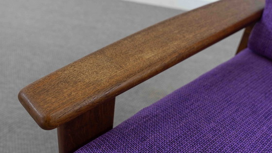 Image 1 of Set van 2 scandinavische fauteuils in teak met paarse bekleding