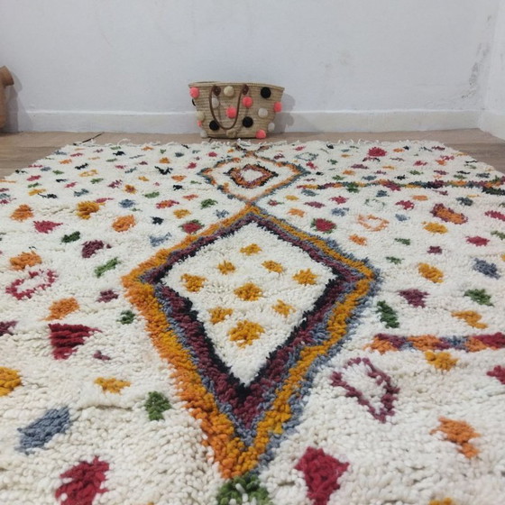Image 1 of Tappeto Azilal berbero marocchino – 300 x 196 cm – Lana naturale – Design geometrico colorato