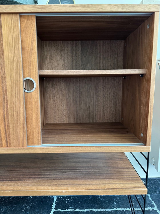 Image 1 of Mobiletto basso String noce-nero