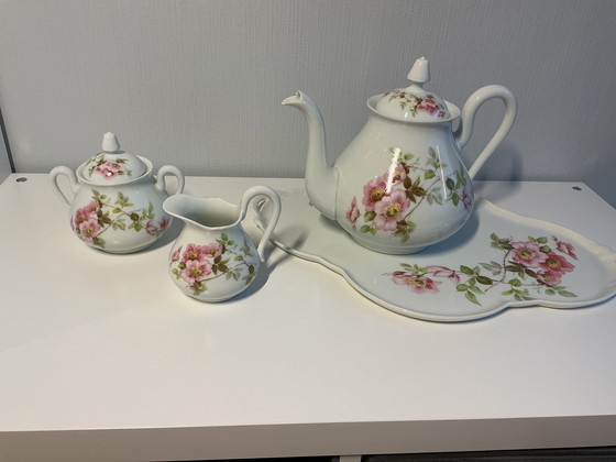 Image 1 of Porcelain tray with teapot, cream jug and sugar bowl (Limoges)