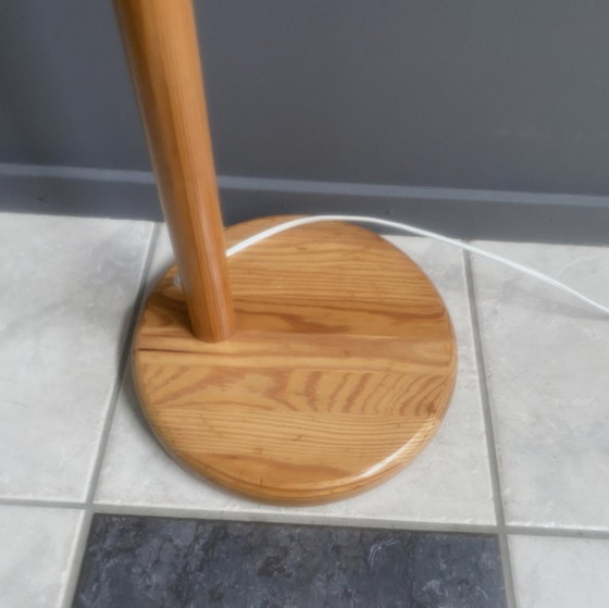 Lampadaire de Solbackens Svarveri de Suède modèle 1001 – Wood (photo 4 of 12)