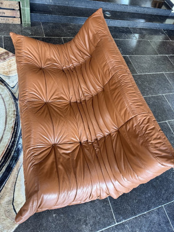 Image 1 of Set Ligne Roset Togo composto da 1 divano a 3 posti e 2 poltrone.