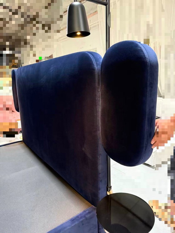 Image 1 of Cama doble terciopelo azul marino 180×200 cm