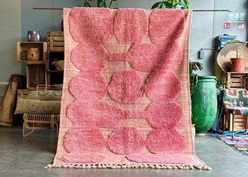 Handmade Pink 200X300cm, Soft and Plush Textured Rug, Bohemian Home Decor, Cozy Pink Area Rug with Tassels, Shaggy Carpet for