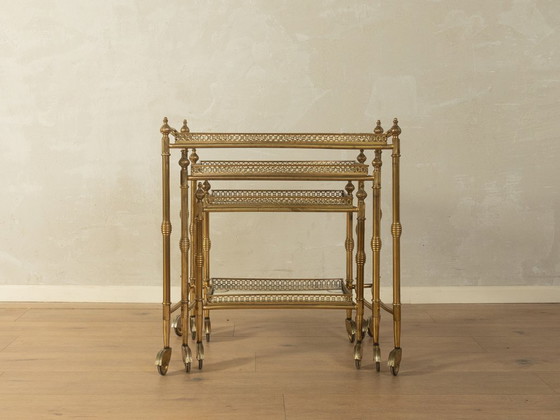 Tables d'appoint gigognes Hollywood Regency, années 1960 – Verre, Métal (photo 14 of 18)