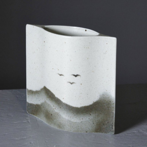 Porcelaine de Virebent Yves Mohy - Vase Méplat aux Oiseaux France 1970s – vazen