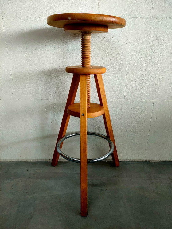 Image 1 of Vintage swivel stool/work stool piano stool potter's stool
