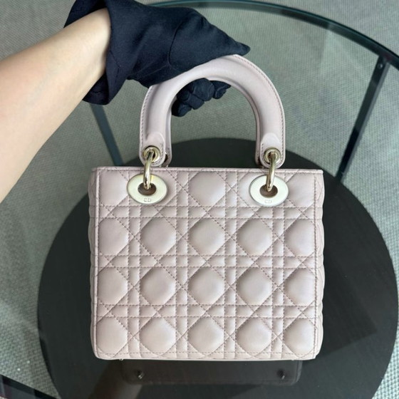 Image 1 of Dior Lady Small Flap - Cannage lamsleer, blush beige, goudkleurige hardware