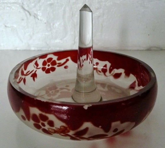 Image 1 of Art Deco Toilettenset - Carly - emailliertes Glas mit rotem Blumendekor - 14-teilig.