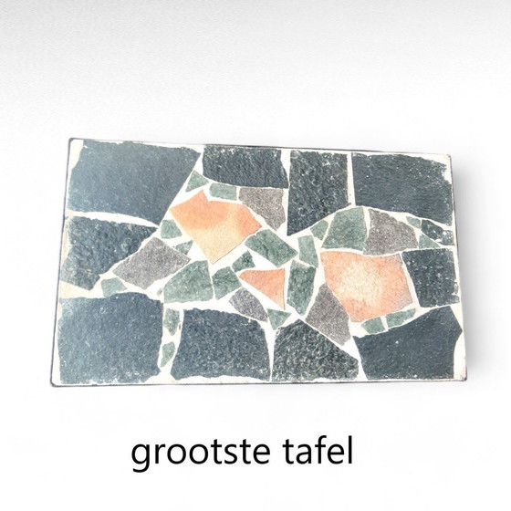 Image 1 of Mimiset in mosaico di marmo di design di metà secolo, base in metallo