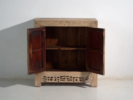 Antico mobile basso in olmo con grembiule traforato – Cina, circa 1950 – Credenze (photo 31 of 40)