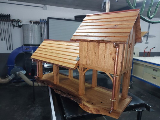 Nichoir de luxe en chêne massif – Design pour le jardin