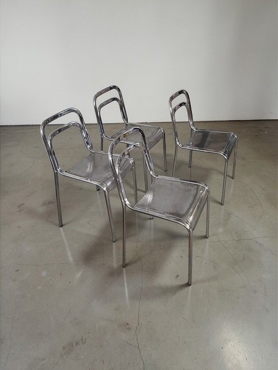 Image 1 of Set di 4 sedie da pranzo di design in metallo cromato Arrben, prodotte in Italia, impilabili.