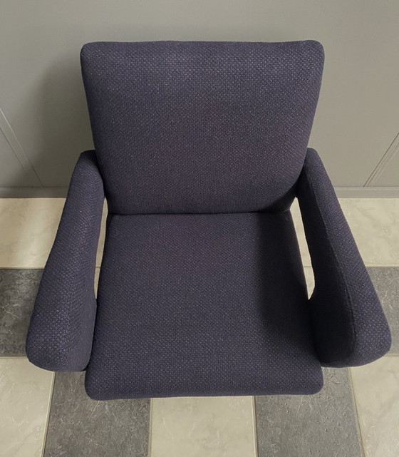 Image 1 of Poltrona viola di Jitona 1970