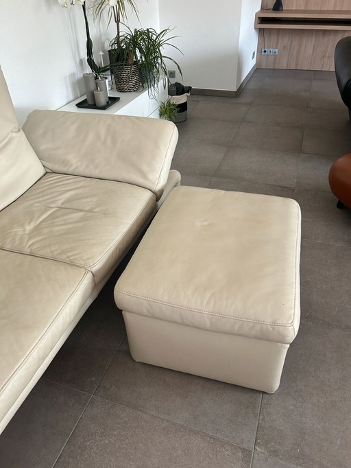 Koinor 2zit met poef ecru leder