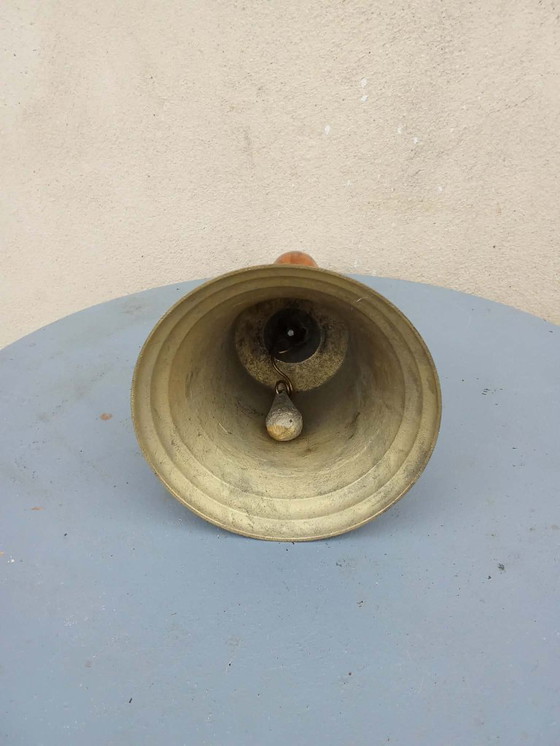 Image 1 of Vintage table cloche