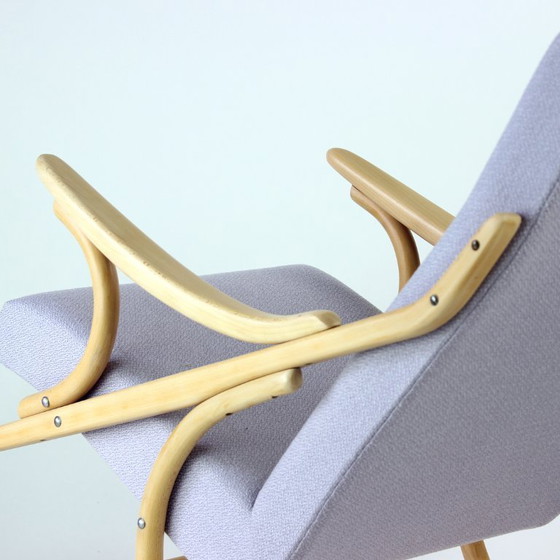 Image 1 of Fauteuil à bascule en bois courbé de style Mid-Century, en chêne blond, par Ton, Tchécoslovaquie, années 1960