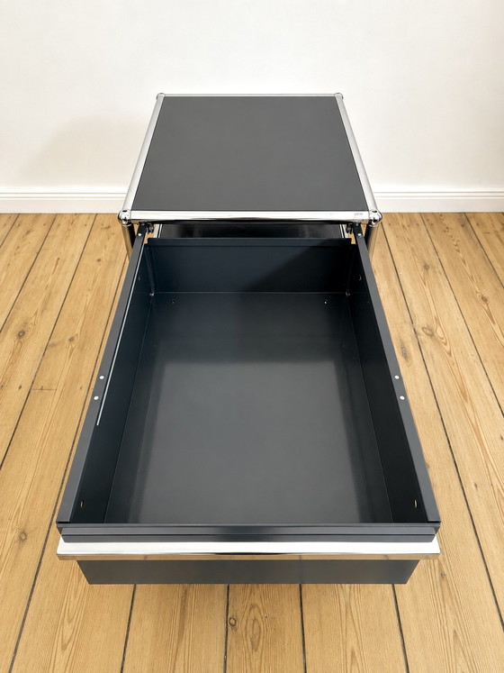 Image 1 of USM Haller rolling container in medium grey