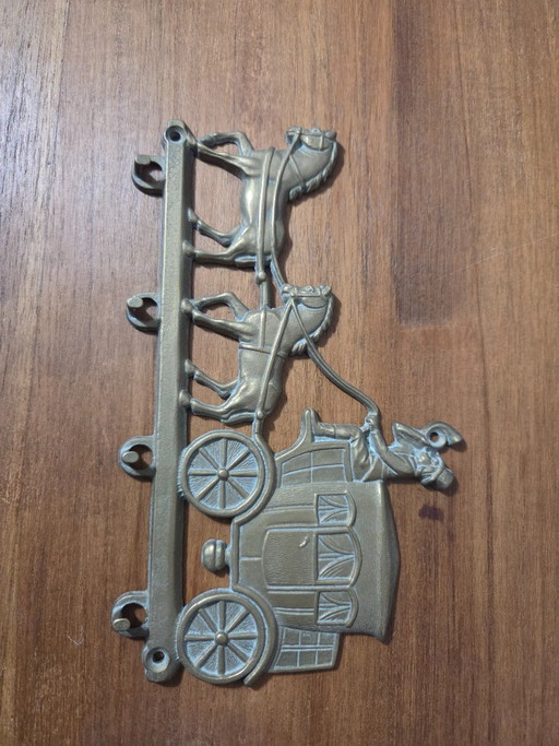 Wall coat rack with horse and carriage, brass-colored