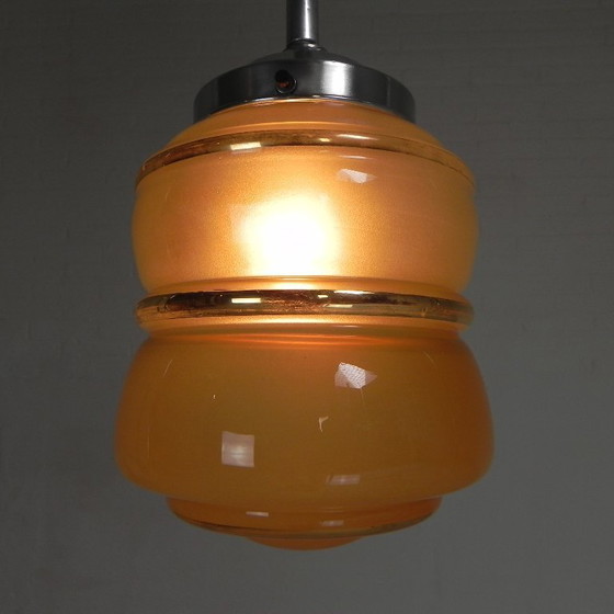 Image 1 of Art-Deco-Pendelleuchte mit beigefarbenem Glasschirm, 1930er Jahre