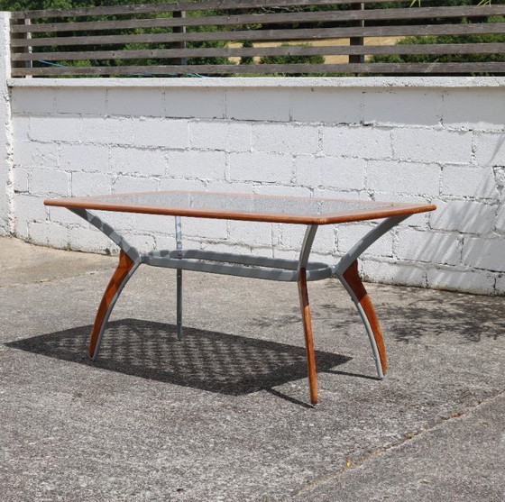 Image 1 of Italiaanse eettafel van glas, hout en metaal - Italiaanse design eettafel - jaren 80