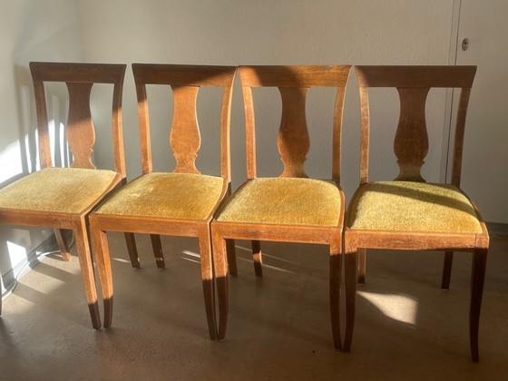 Image 1 of Harmonische senffarbene  Biedermeierstühle