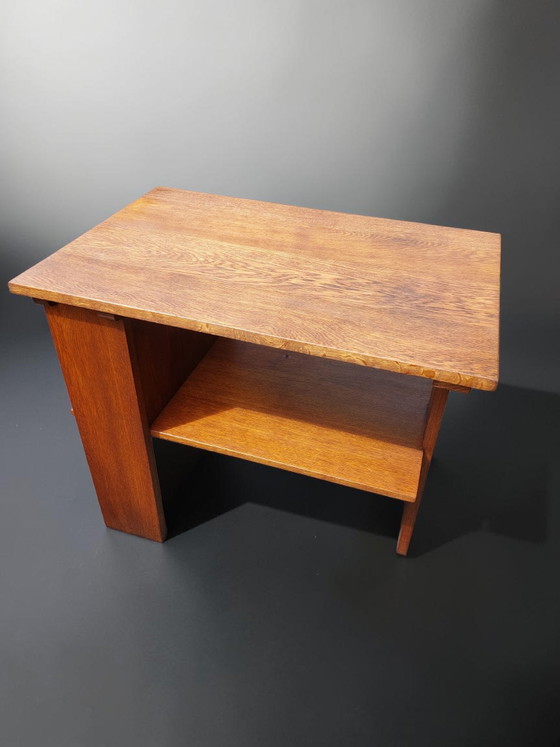 Image 1 of Table d'appoint ancienne, petite table de l'école de La Haye