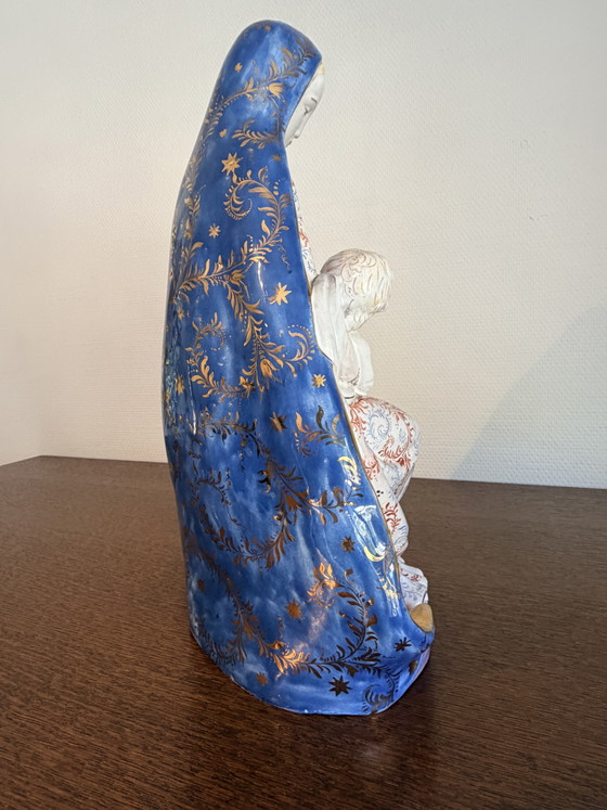 Madonna mit Kind – Majolika-Keramik – Prof. Eugenio Pattarino (Italien) – Bildhauerei, Ceramic, Gold (photo 3 of 8)