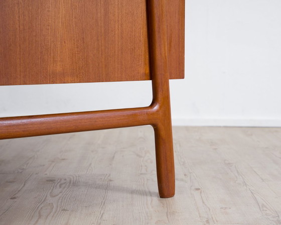 Image 1 of Deens teakhouten bureau van Omann Jr., model 75