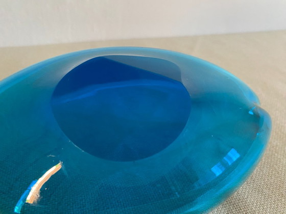 Bol en verre d'art de style Sommerso bleu vintage, années 1960 – Objets déco, Glass (photo 11 of 12)