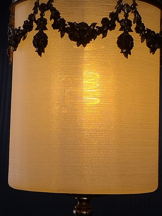 Image 1 of Lanterne Louis XVI, française, en laiton doré et verre