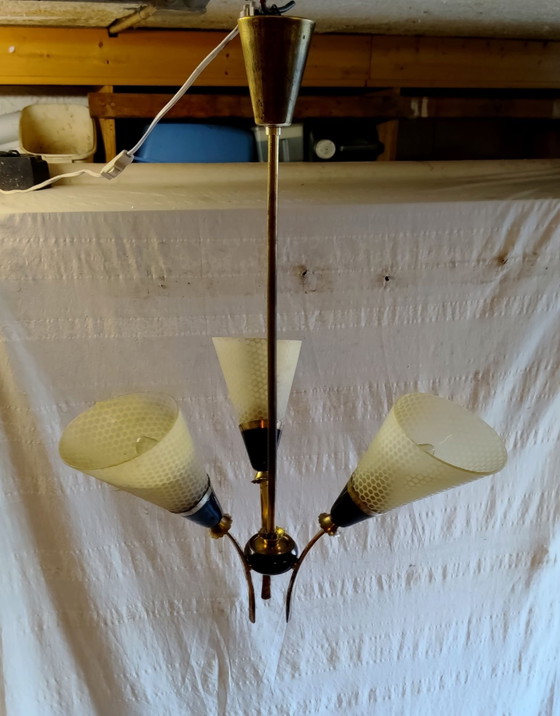 Lampadario a 3 luci in ottone e vetro - anni '50, Dorato (foto 4 di 10)