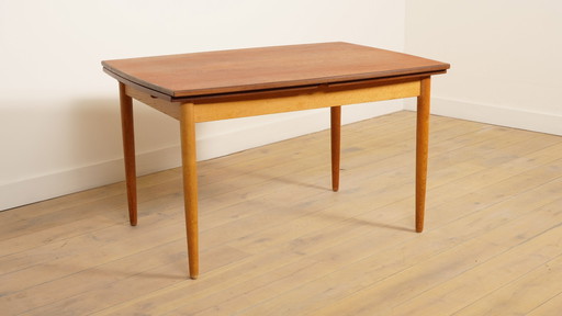 Table de salle à manger vintage | extensible | teck | modèle bateau