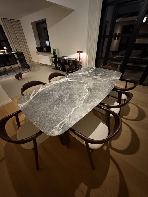 Dining table Joli