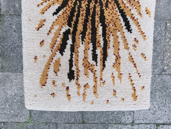 Tappeto Vintage Anni '70 Grafico Raggi di Sole – Ocra, Nero & Crema – Oggetti decorativi, Wool (photo 10 of 12)