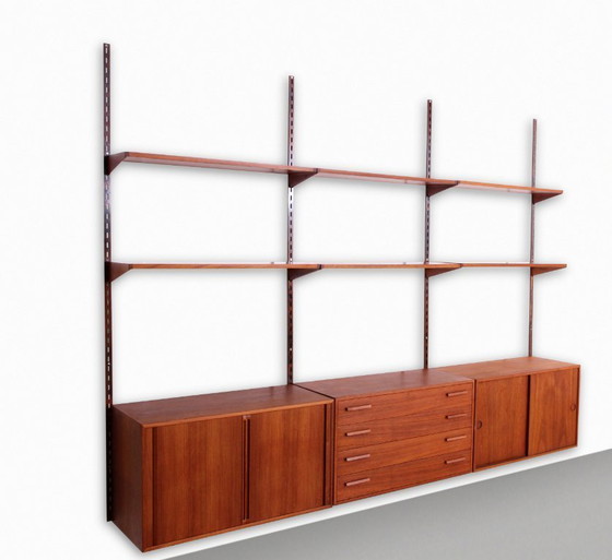 Image 1 of Mueble de pared Kai Kristiansen