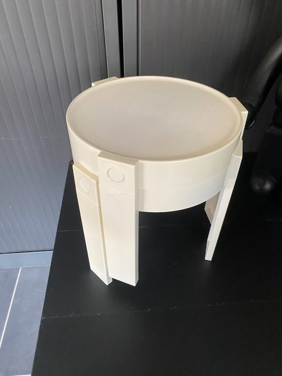 Paire De Tables Basse Appoint Chevet Gigogne Ronde Marc Held Pour Prisunic 1970 – Plastic (photo 4 of 15)