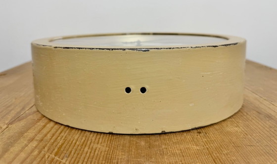 Image 1 of Beige Industriewanduhr von Siemens, 1950er Jahre