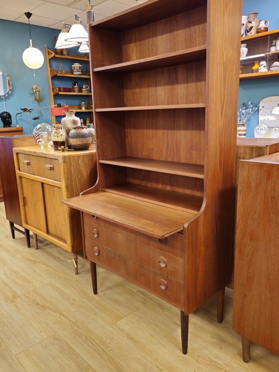 Image 1 of Vintage Deense Boekenkast Openkast Ladekast