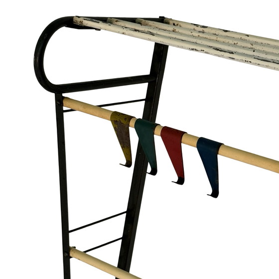 Image 1 of Coen de Vries – Devo – Garderobenständer-Modell „Maßstab“ / Toonladder – Erste Auflage – Vollständig original