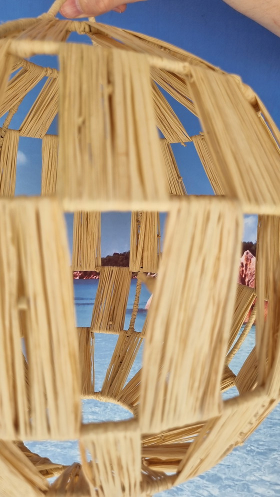 Image 1 of Lámpara colgante de rafia natural
