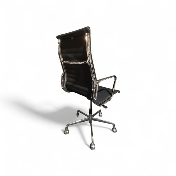 Image 1 of Vitra EA 119 Aluminium Chair | Charles & Ray Eames | Black