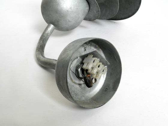 Image 1 of Prachtige Deense Nordlux buitenlamp uit de jaren 90, gemaakt van gegalvaniseerd staal met een glazen kap.