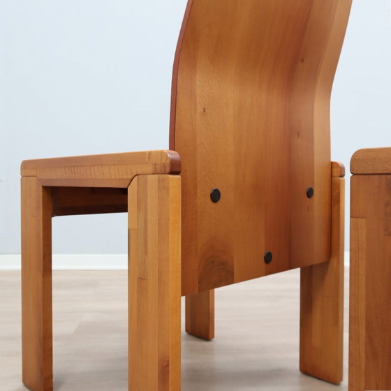 Ensemble de 4 chaises italiennes à dossier haut en bois courbé, style Scarpa, années 1970 (photo 13 of 15)