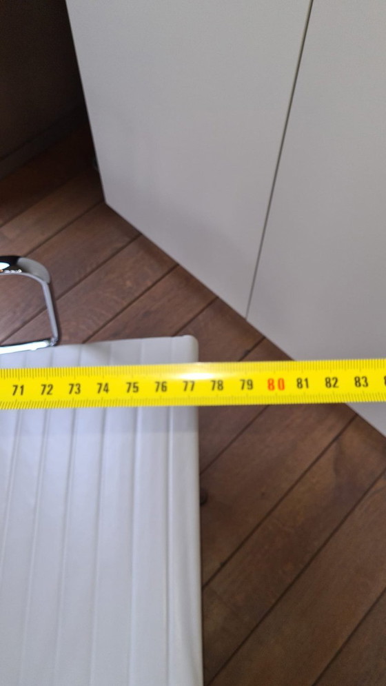 Image 1 of Vitra Aluminum Chair EA 124 - Snow Leather