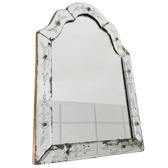 Image 1 of Antieke Venetiaanse tafelspiegel geëtst glas bloemen spiegeltje 1900's