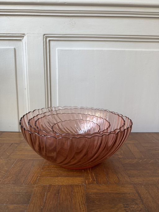 Set of 4 Pink Glass Salad Bowls