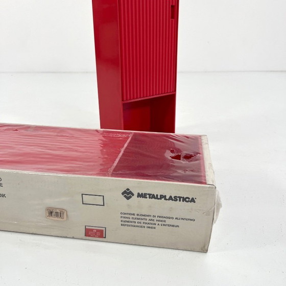 Image 1 of Farmacia T333 roja de Metalplastica, años 70